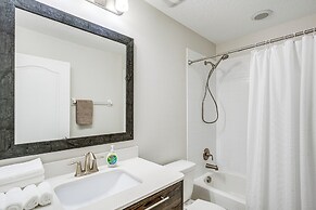 Resort Home in Haines City: Screened Lanai, Pool!