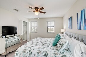 Resort Home in Haines City: Screened Lanai, Pool!