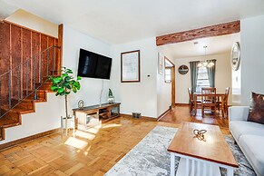 Pet-friendly Saint Paul Home w/ Shared Yard!