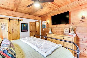 Cozy Ellijay Cabin: Hot Tub, Yard, & Resort Access