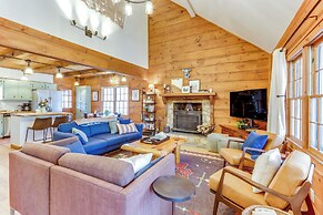 Cozy Ellijay Cabin: Hot Tub, Yard, & Resort Access