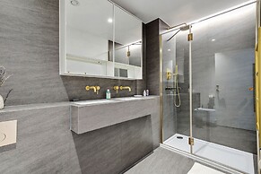 Modern Kings Cross Apartments