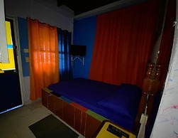 Yellow Moon Guesthouse  Apartments