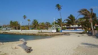 Yellow Moon Guesthouse  Apartments