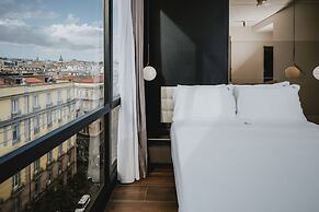 POETICA BOUTIQUE SKY HOTEL