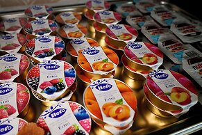 POETICA BOUTIQUE SKY HOTEL