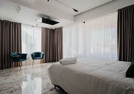 POETICA BOUTIQUE SKY HOTEL