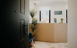 POETICA BOUTIQUE SKY HOTEL