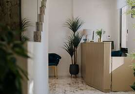 POETICA BOUTIQUE SKY HOTEL