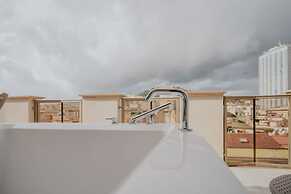 POETICA BOUTIQUE SKY HOTEL