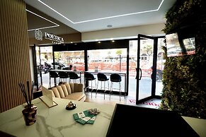 POETICA BOUTIQUE SKY HOTEL