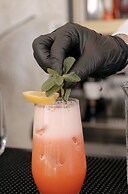 POETICA BOUTIQUE SKY HOTEL