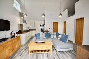 Pamper House Holiday Home And Annex
