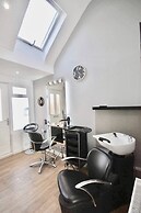Pamper House Holiday Home And Annex