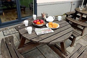 Pamper House Holiday Home And Annex