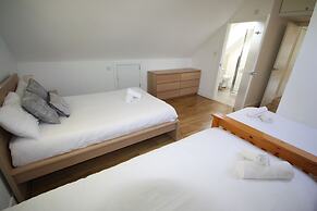 Pamper House Holiday Home And Annex
