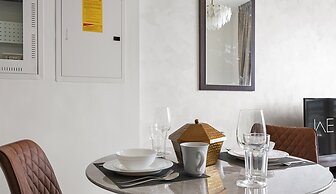 WelHome - Cozy Studio Apt. with Private Balcony in Arjan