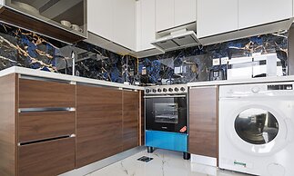 WelHome - Cozy Studio Apt. with Private Balcony in Arjan