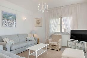 Phaedrus Living Beach Front Flat Kyma