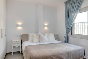 Phaedrus Living Beach Front Flat Kyma