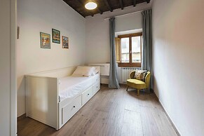 Laurel Apartment by Mmega