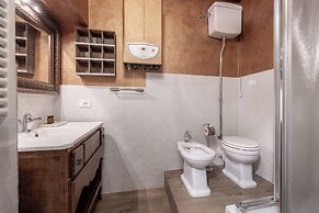 Laurel Apartment by Mmega
