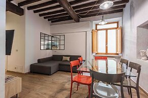 Laurel Apartment by Mmega
