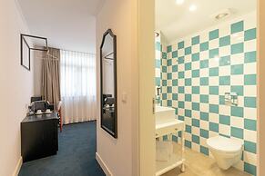 Westlight Lisboa Madalena