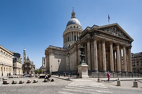 Place Pantheon - Paris 5e