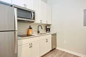 Roami at Canal Quarters