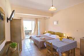 Porto Nirikos Lefkada - Private Parking