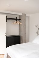 Queens Courtyard by Daniel & Jacob's