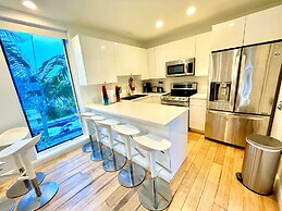 Luxury South Beach Private Apartments