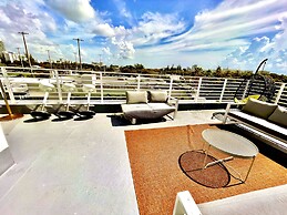 Luxury South Beach Private Apartments