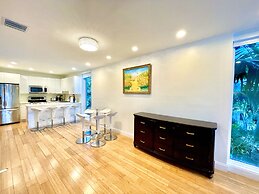 Luxury South Beach Private Apartments