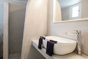 Santorini Villatzio Suites