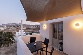 Santorini Villatzio Suites