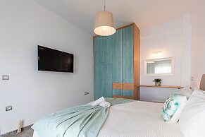 Santorini Villatzio Suites