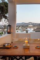 Santorini Villatzio Suites