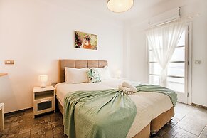 Santorini Villatzio Suites