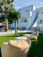 Santorini Villatzio Suites