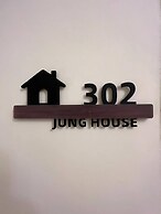 JUNG HOUSE