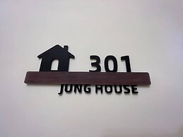 JUNG HOUSE