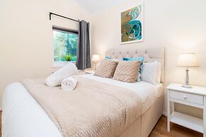 Pretty House in Popular Harborne