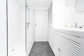 Pretty House in Popular Harborne