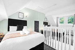 Spacious Home in Harborne