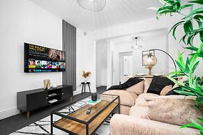 Spacious Home in Harborne