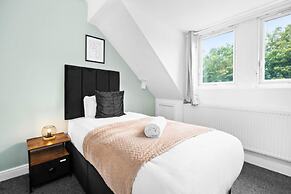 Spacious Home in Harborne