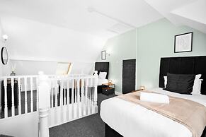 Spacious Home in Harborne