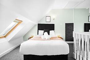 Spacious Home in Harborne